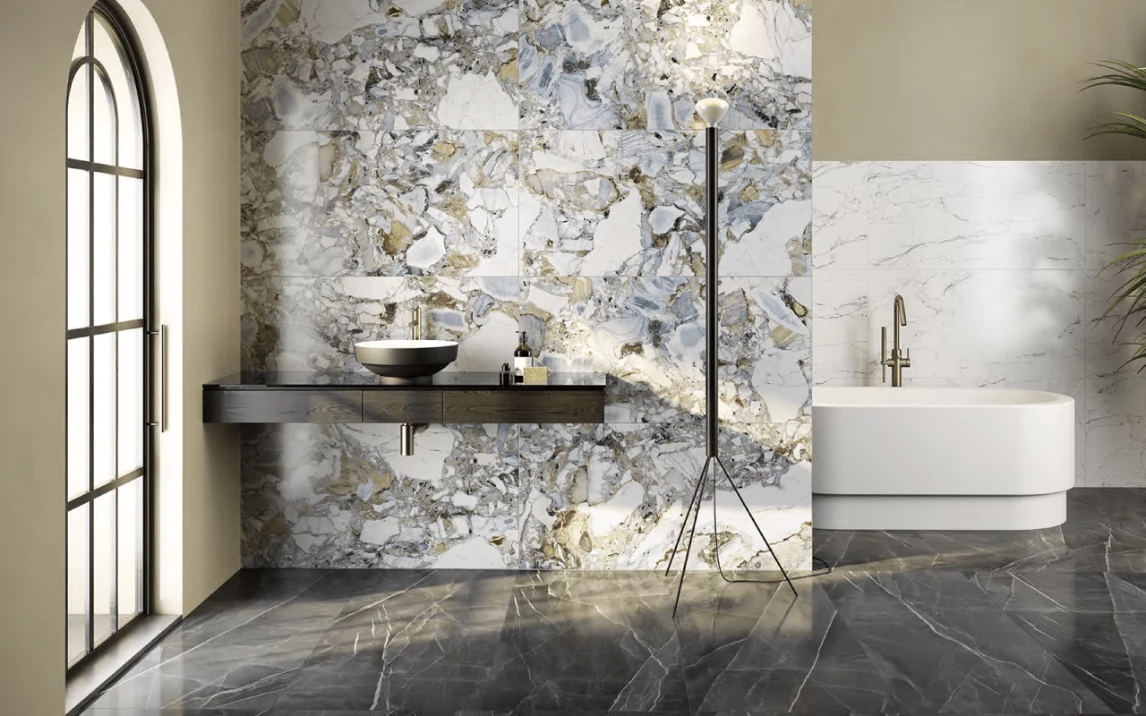 Искусство выбора: керамическая плитка для ванной от классики до современности