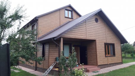 Металлический сайдинг: придание фасадам зданий долговечности и стиля Металлический сайдинг: придание фасадам зданий долговечности и стиля