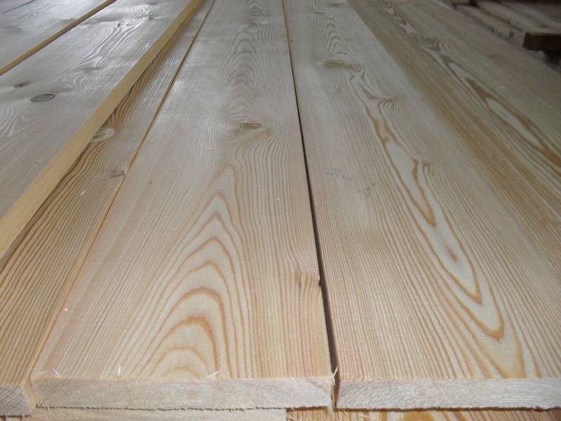 Строганная доска: использование в строительстве, производстве мебели и ландшафтном дизайне Строганная доска: использование в строительстве, производстве мебели и ландшафтном дизайне