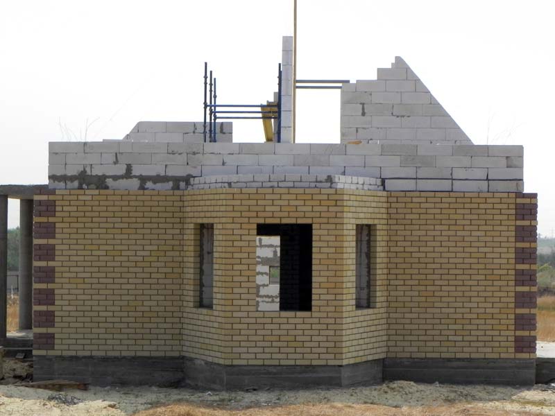 Рекомендации по выбору основного материала для строительства дома